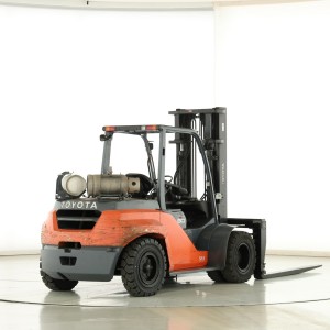 Toyota 8-FG-80-N Мотокар за LPG 8.00T 3.30M 2019  O175989