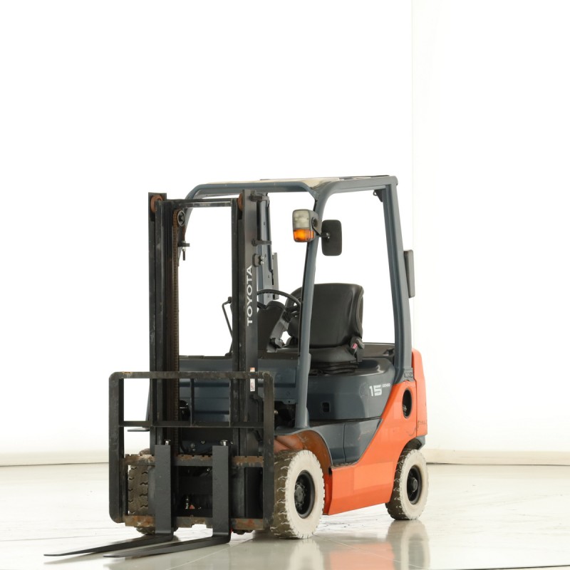 Toyota 02-8-FDL-15 Stivuitor diesel 1.50T 3.00M 2014  U171620