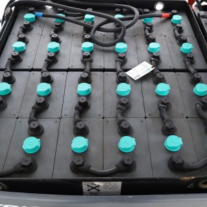 Toyota 8-FBM-20-T Stivuitor electric 2.00T 3.30M 2018  B171301