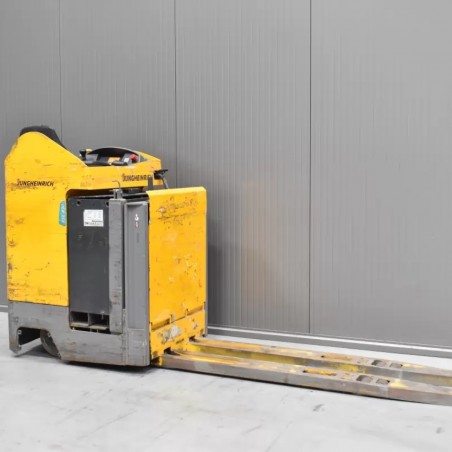 Jungheinrich ESE 430 Electric pallet truck 3.00T 0.20M 2020  S57693