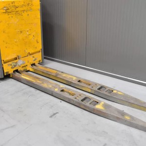 Jungheinrich ESE 430 Electric pallet truck 3.00T 0.20M 2020  S57693