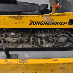 Jungheinrich ESE 430 Electric pallet truck 3.00T 0.20M 2020  T57694