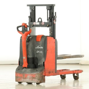 Linde D-06 Electric pallet truck with mast 0.60T 1.72M 2014  E176554