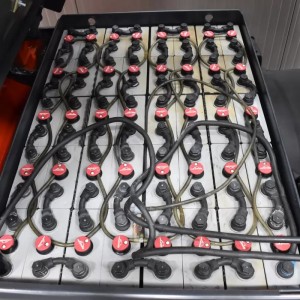 Linde E 25 H /600 - 01 Stivuitor electric 2.50T 4.83M 2018  K57385