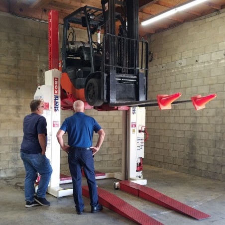 Rear axle repairs for forklifts