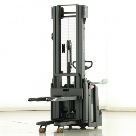 Toyota SPE-140-L Electric pallet truck with mast 1.40T 5.40M 2018  R176192