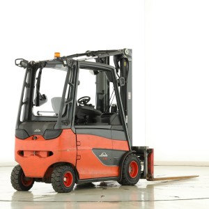 Linde E-30-HL-01-600 Stivuitor electric 3.00T 5.48M 2018  B171701