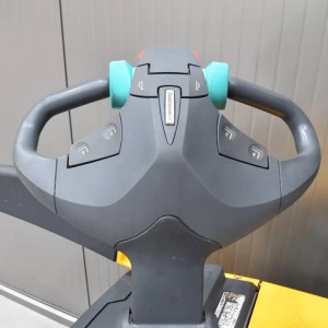 Jungheinrich ERC 214 Transpaleta electrica cu catarg 1.40T 4.09M 2020  Q57741