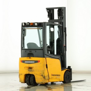 Jungheinrich EFG-215 Stivuitor electric 1.50T 6.00M 2015  F172255