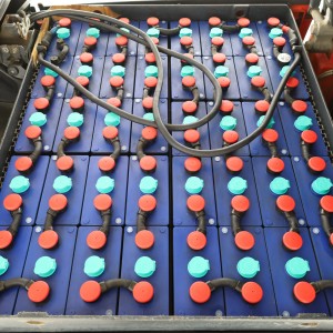 Linde E-30-HL-01-600 Stivuitor electric 3.00T 4.19M 2021  T172194