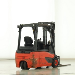 Linde E-16-L-02 Stivuitor electric 1.60T 4.47M 2016  T170369