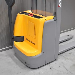Jungheinrich EJC 110 Electric pallet truck with mast 1.00T 2.50M 2018  I54133