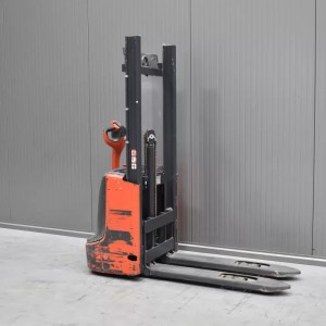 Linde L 10 B Transpaleta electrica cu catarg 1.00T 1.54M 2017  W55147