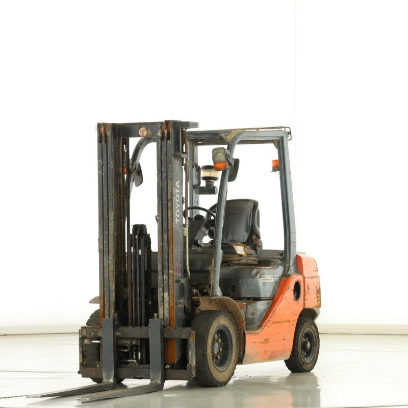 Toyota 62-8-FD-25 Stivuitor diesel 2.50T 4.70M 2017  J175934