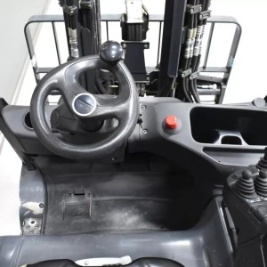 Linde E 25 - 01 Stivuitor electric 2.50T 4.71M 2013  R57492