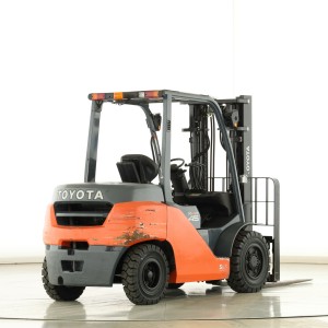 Toyota 40-8-FD-40-N Stivuitor diesel 4.00T 3.30M 2014  T176719