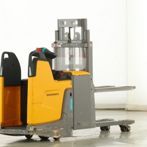 Jungheinrich ERD-220 Electric pallet truck with mast 2.00T 2.50M 2018  X176648