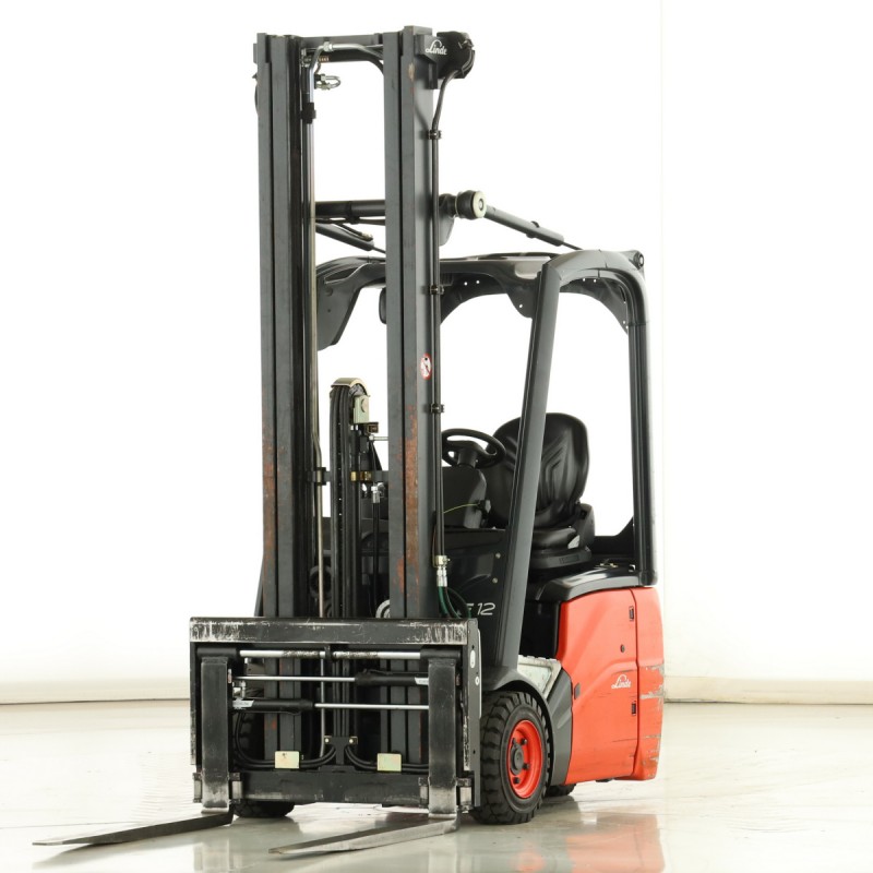 Linde E-12-01 Electric forklift 1.20T 6.07M 2011  Q176441