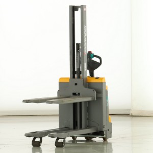 Jungheinrich EMD-115-I Transpaleta electrica cu catarg 1.50T 1.52M 2020  V176646