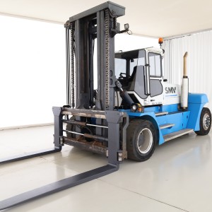 Smv 16-1200-B Stivuitor diesel 16.00T 4.00M 2008  Q176091