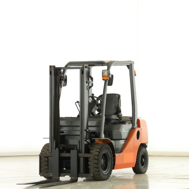 Toyota 02-8-FD-25 Diesel forklift 2.50T 3.00M 2012  N174713