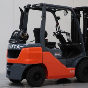 Toyota 02-8FGF25 Produs 2.50T 4.70M 2022 RNX43