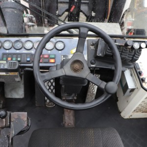 SVETRUCK 25-120-42 Produs 25.00T 4.00M 1995 IMS86