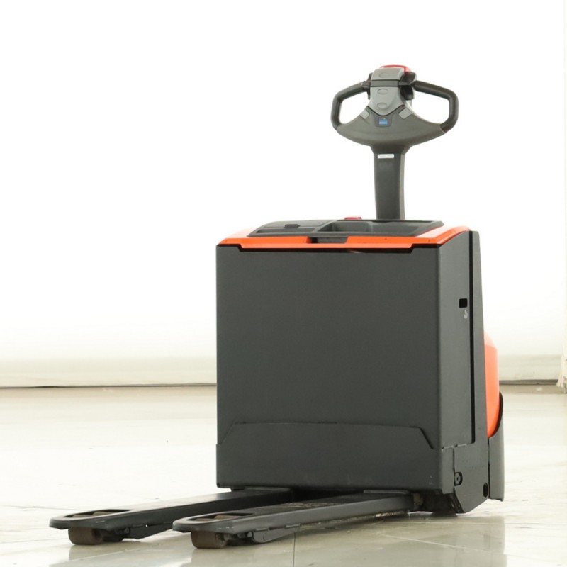 Toyota LWE-160 Electric pallet truck 1.60T 2017  P176790