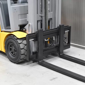 JUNGHEINRICH EFG 216 K Produs 1.60T 3.30M 2018 Z57537