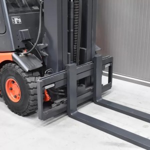 LINDE E 25 - 02 Produs 2.50T 4.65M 2005 Y52960