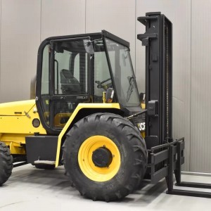 JCB 930, 4 X 4 Produs 3.00T 5.50M N42991