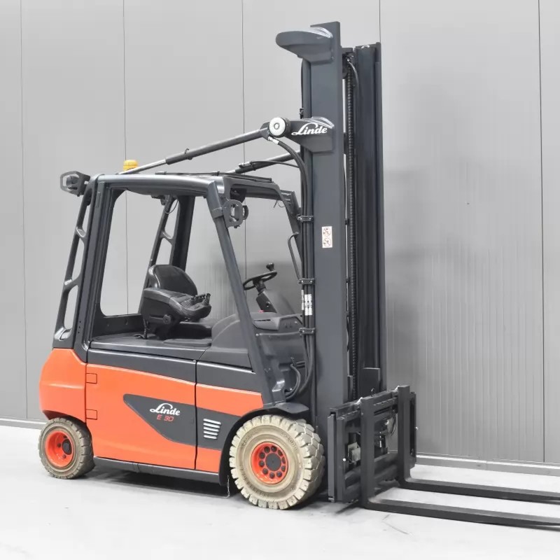 LINDE E 30 - 01 Produs 3.00T 4.49M 2020 O57266