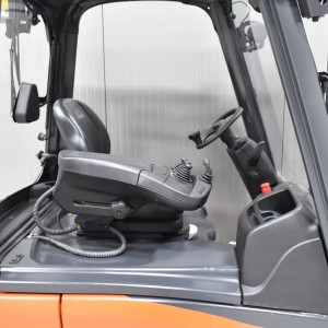 LINDE E 16 C - 02 Produs 1.60T 3.04M 2017 W57300