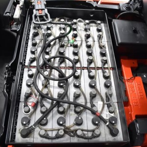 LINDE E 16 C - 02 Produs 1.60T 3.04M 2017 W57300