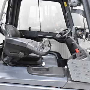 LINDE E 30 - 01 Produs 3.00T 4.19M 2018 X57509