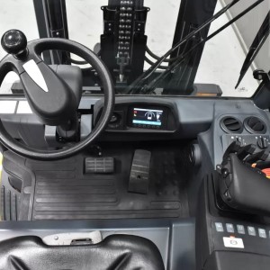 JUNGHEINRICH EFG 430 K Produs 2.88T 3.50M 2015 T57739