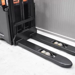 Toyota SWE 120 Produs 1.20T 3.30M 2020 X57613