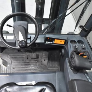 JUNGHEINRICH EFG 430 Produs 2.85T 6.50M 2013 C57670
