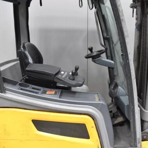 JUNGHEINRICH EFG 318 Produs 1.80T 4.64M 2019 E57464
