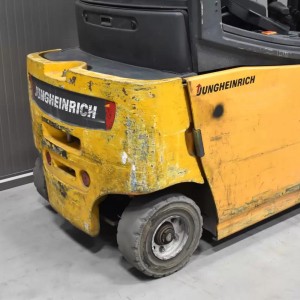 JUNGHEINRICH EFG 320 Produs 1.85T 4.50M 2011 N53521