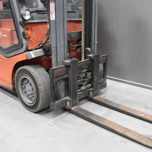 BT CBE 4.0 AC Produs 4.00T 3.20M 2002 M57238