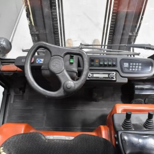BT CBE 4.0 AC Produs 4.00T 3.20M 2002 M57238