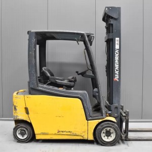 JUNGHEINRICH EFG 320 Produs 1.76T 4.00M 2009 O57552