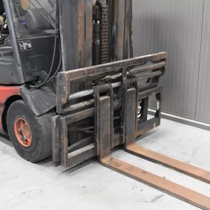 LINDE E 25 Produs 2.50T 3.40M 1999 B57565