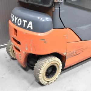 Toyota 8FBM20T Produs 2.00T 3.30M 2020 M57628