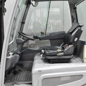 JUNGHEINRICH EFG 425 Produs 2.50T 5.00M 2018 K57704