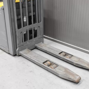 JUNGHEINRICH ERC 214 Produs 1.40T 4.30M 2018 Z57199
