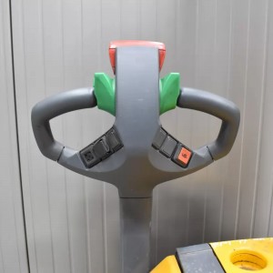 JUNGHEINRICH EJC 12 Produs 1.20T 3.60M 2002 L57549