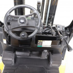 YALE GDP25VX Produs 2.50T 4.95M 2012 WOJ74