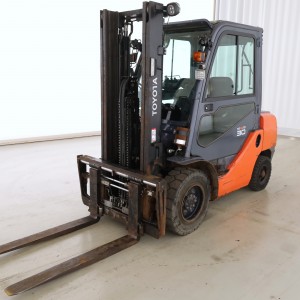 Toyota 02-8-FDF-30 Produs 3.00T 3.30M 2016 N176943